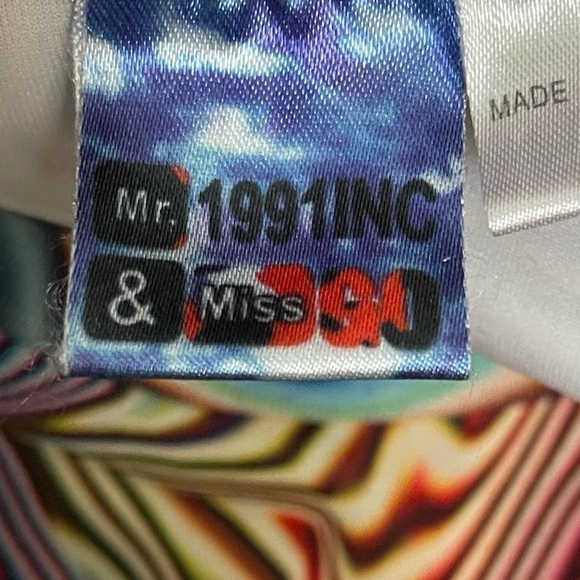MR.1991INC & Miss Go Hypnotic Cat Longsleeve Blouse Size Small - Picture 5 of 7